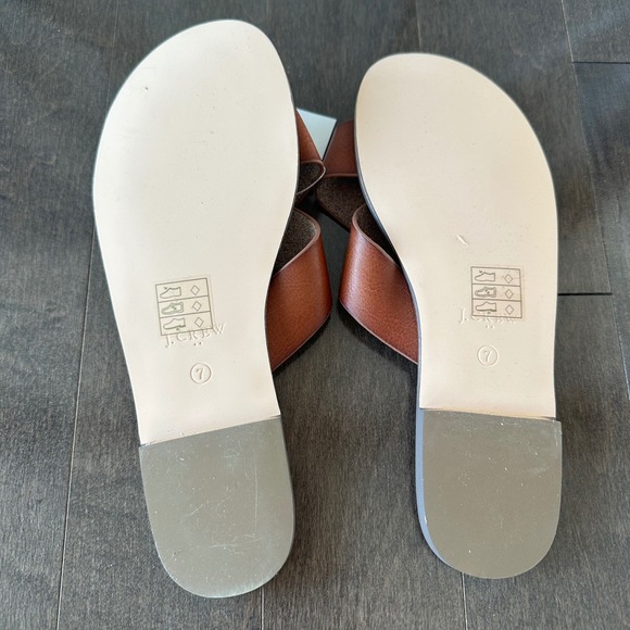 NWT J. Crew Factory Criss Cross Slip On Sandals Vacation Travel Brown 7 - Picture 3 of 4